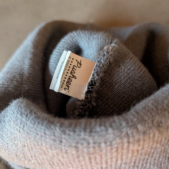 Bundle of 2 knitted Pusheen hats - Picture 7 of 16